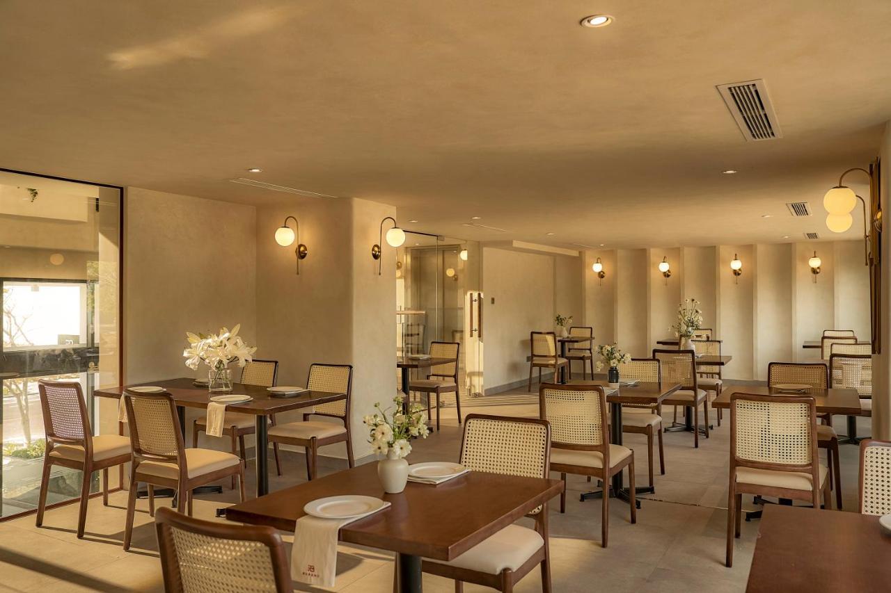 Rubens Boutique Hotel Фантхьет Экстерьер фото